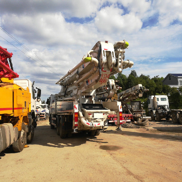 3 एक्सल 294KW प्रयुक्त ट्रक कंक्रीट पम्प, 47m कंक्रीट पम्प ZLJ5336THB