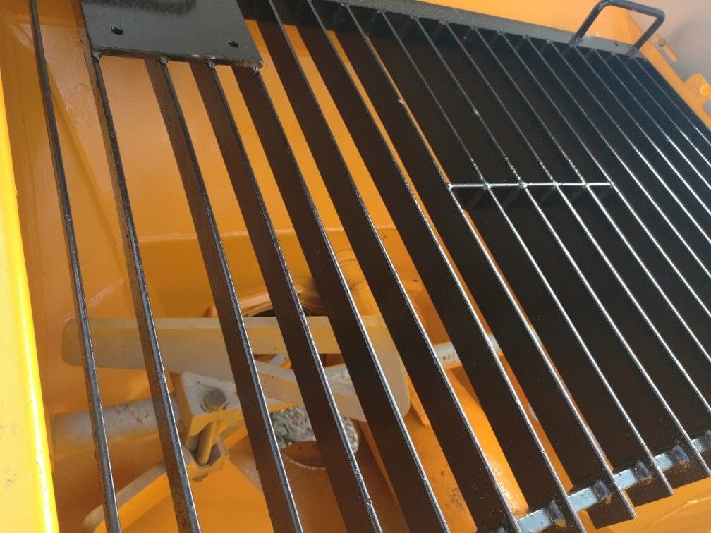 140m3 / H 600L बैरल बेटन पंप, वोल्वो कंक्रीट पंप हैवी ड्यूटी जर्मनी