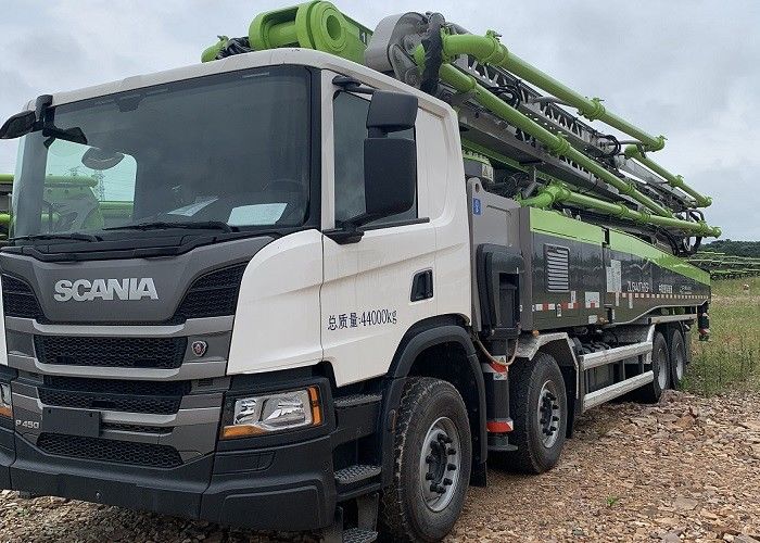 59m 180M3 नया कंक्रीट पम्प ट्रक ZLJ5440THBSF उच्च सुरक्षा सफेद