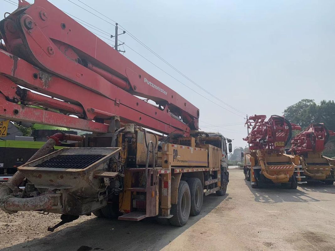 Putzmeister नवीनीकृत नहीं बेटन पंप प्रयुक्त सीमेंट ट्रक बूम पंपिंग कार 42 मीटर