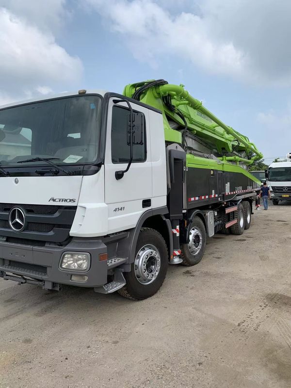 जूमलियन बेटन एक्ट्रोस के लिए पुनर्निर्मित प्रयुक्त कंक्रीट पंप ट्रक 52 एम 180 एम 3 / एच