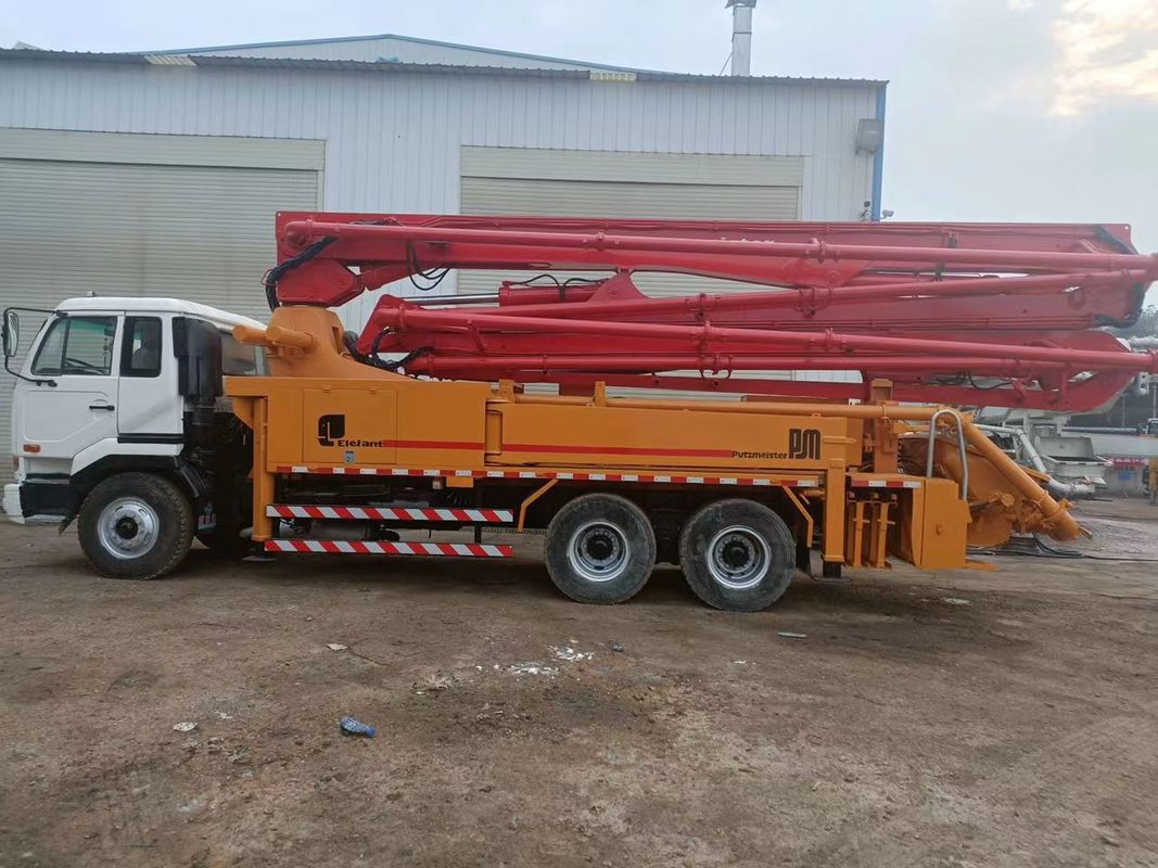 36 मीटर सेकेंड हैंड कंक्रीट लाइन पंप ट्रक Putzmeister 3 एक्सल यूडी सीमेंट पंप ट्रक