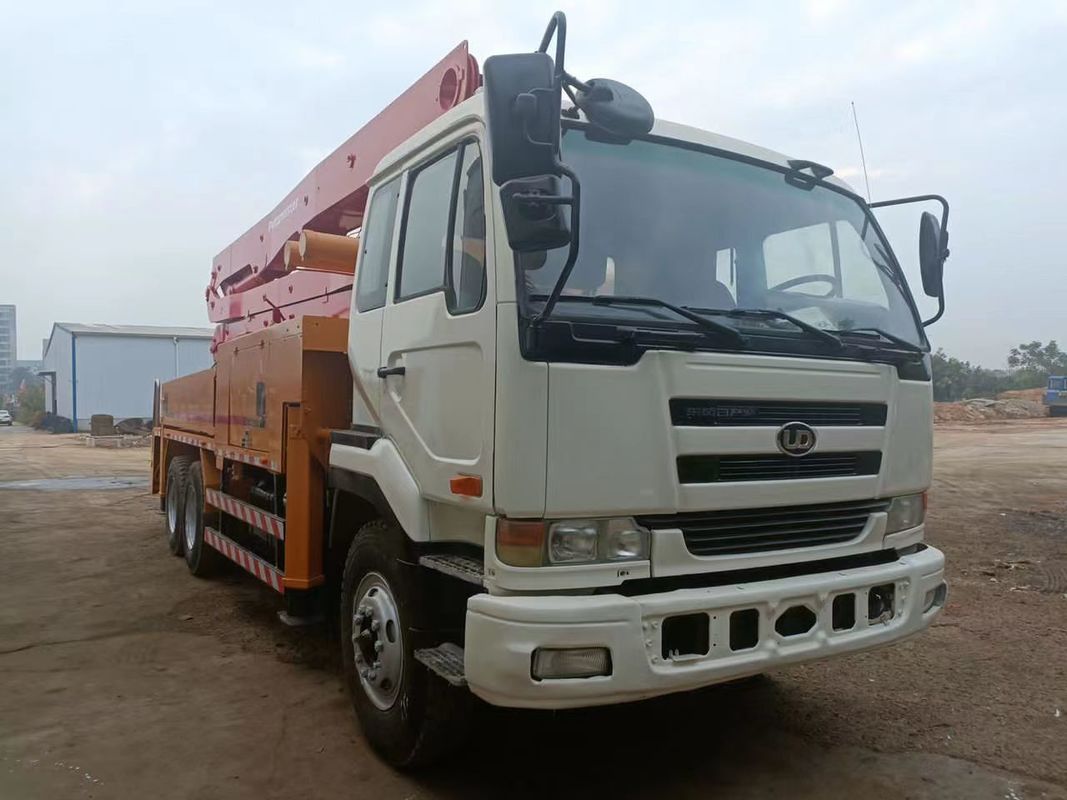 36 मीटर सेकेंड हैंड कंक्रीट लाइन पंप ट्रक Putzmeister 3 एक्सल यूडी सीमेंट पंप ट्रक