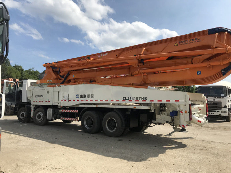 सीफा मशीनरी कंक्रीट नवीनीकृत कंक्रीट पम्पिंग ट्रक 52 एम 180 एम 3 / एच 300 किलोवाट