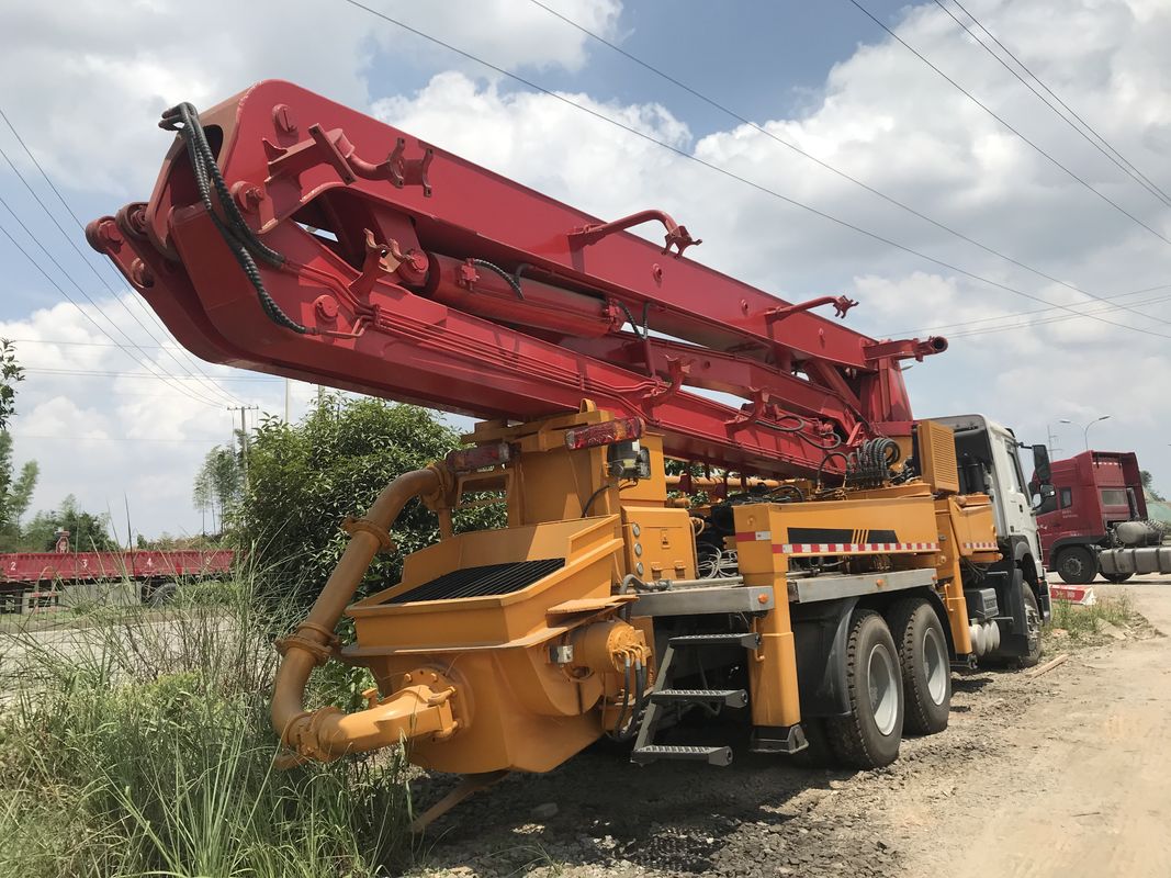 सैनी कंक्रीट प्लेसिंग बूम नवीनीकृत कंक्रीट पम्पिंग ट्रक बेटन पंप मशीन 37m