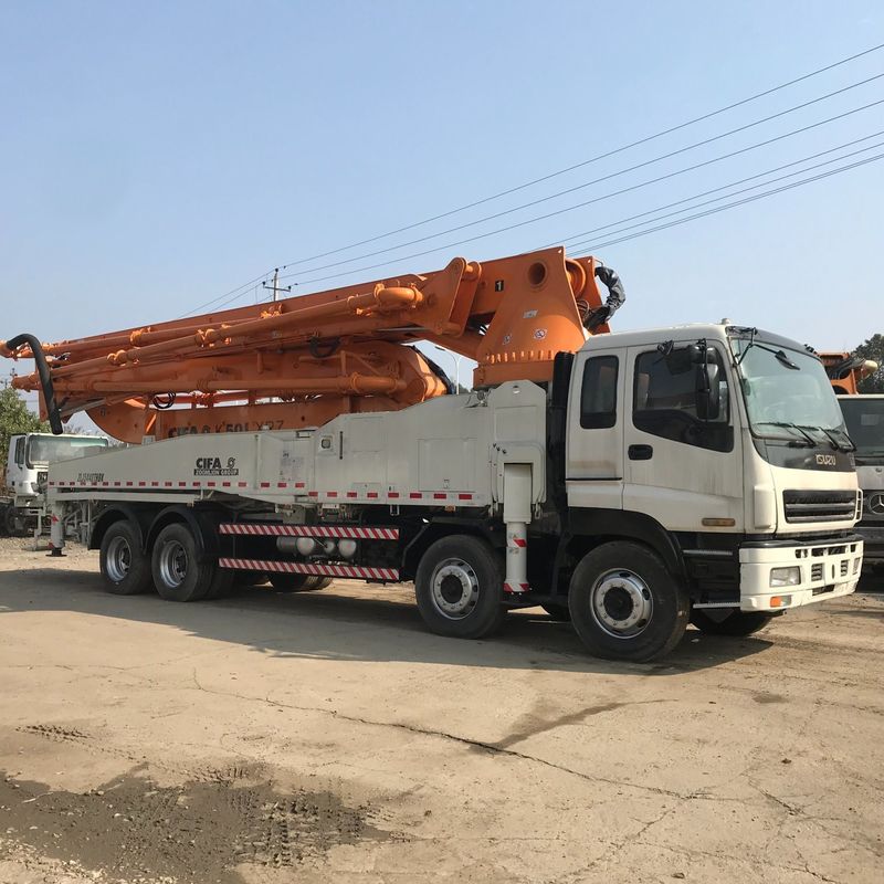 8*4 जूमलियन कंक्रीट पम्प ट्रक नवीनीकृत बेटन पम्प इसुजु चेसिस 50m 160m3/H