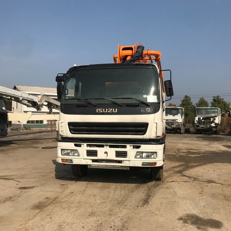 8*4 जूमलियन कंक्रीट पम्प ट्रक नवीनीकृत बेटन पम्प इसुजु चेसिस 50m 160m3/H