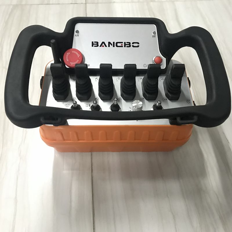 कंक्रीट मिक्सिंग मशीन Putzmeister कंक्रीट मिक्सर पंप स्पेयर पार्ट्स रिमोट कंट्रोल