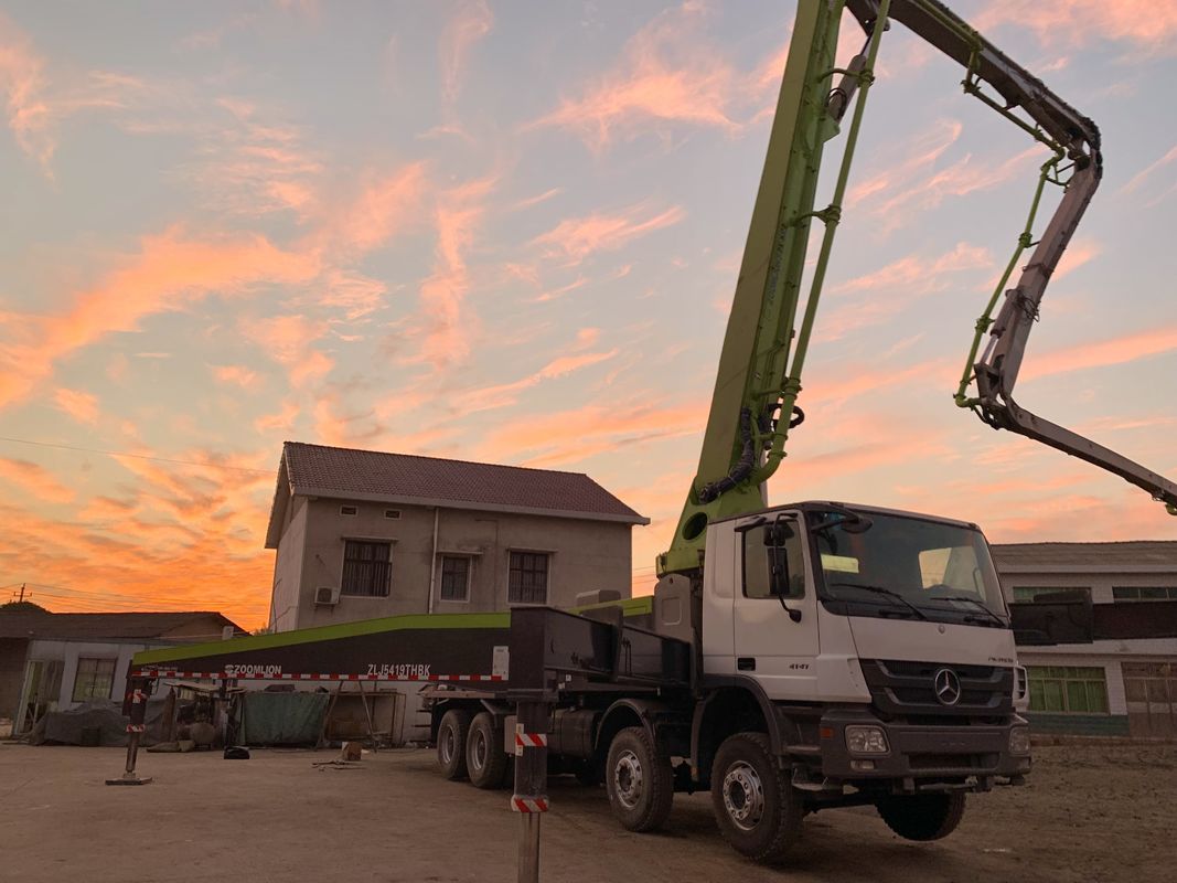 Zoomlion 60 मीटर ACTROS 4141 परिवहन के लिए प्रयुक्त कंक्रीट पम्प ट्रक