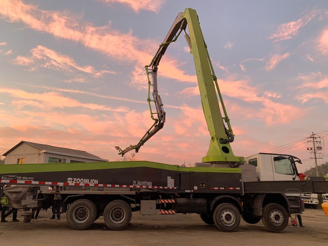 Zoomlion 60 मीटर ACTROS 4141 परिवहन के लिए प्रयुक्त कंक्रीट पम्प ट्रक
