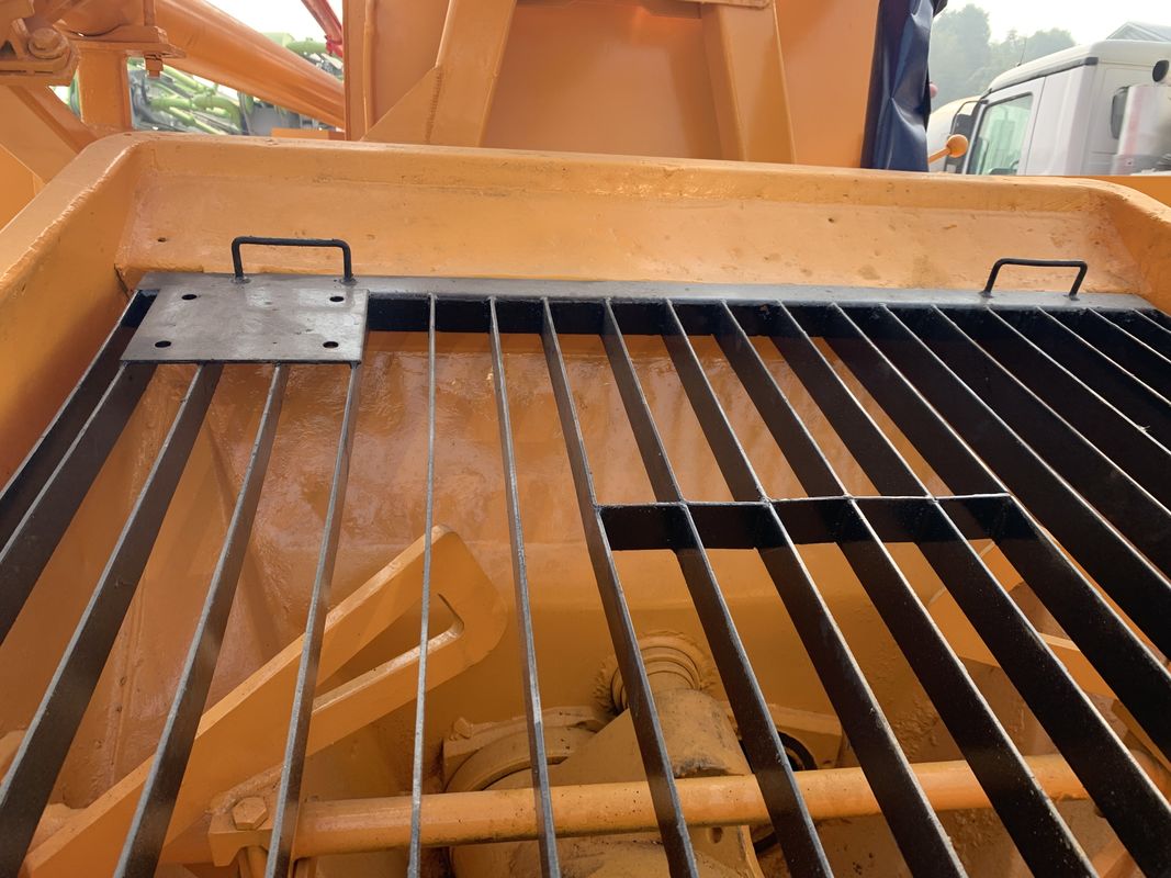 Putzmeister 140m3/H 50m बूम कंक्रीट ट्रक हैवी ड्यूटी 5 बूम सेक्शन के साथ