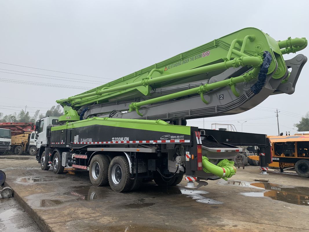 6 बूम सेक्शन के साथ जूमलियन 180m3 / H कंक्रीट पम्प ट्रक का इस्तेमाल किया