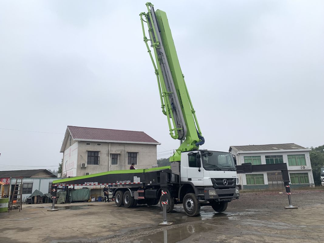 180m3/H 56m बूम जूमलियन कंक्रीट पम्प ट्रक का इस्तेमाल किया