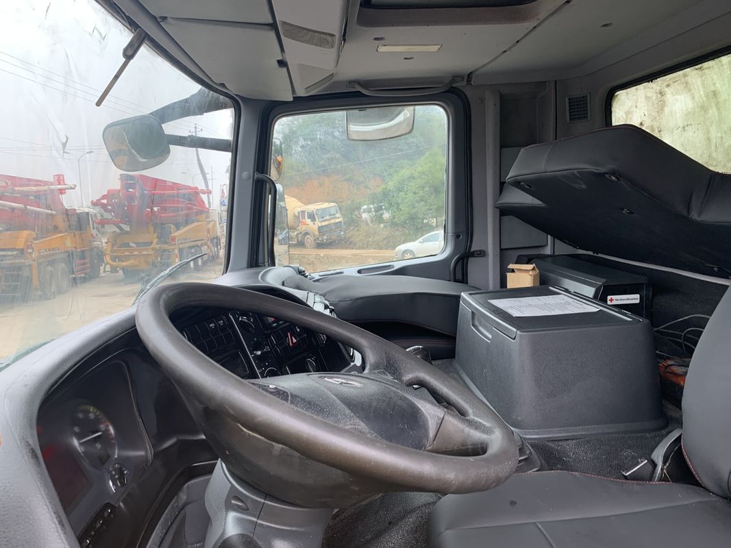 180m3/H 56m बूम जूमलियन कंक्रीट पम्प ट्रक का इस्तेमाल किया