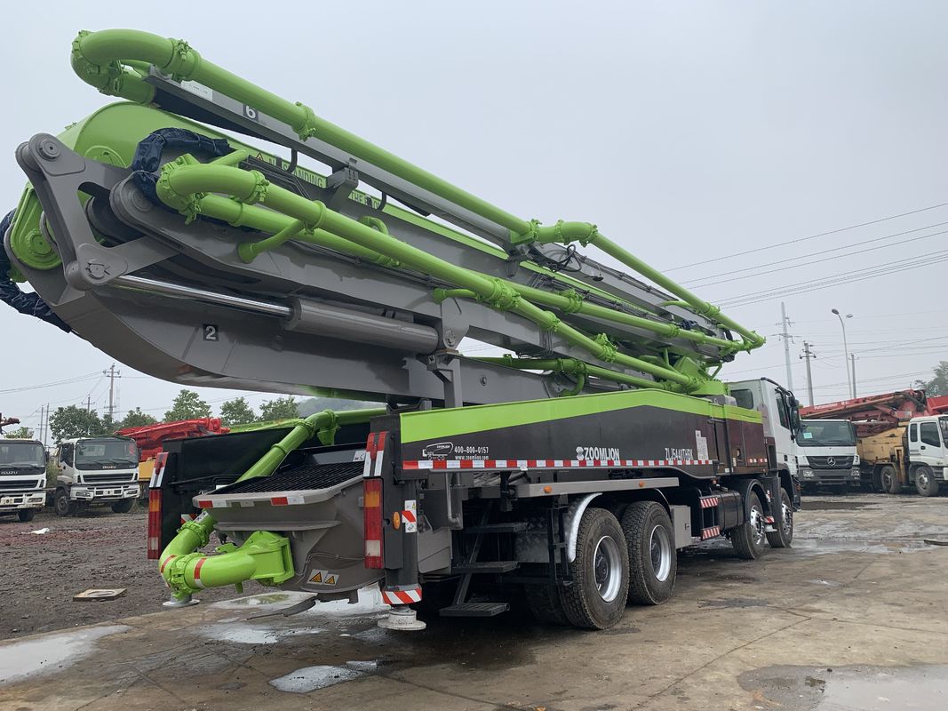 180m3/H 56m बूम जूमलियन कंक्रीट पम्प ट्रक का इस्तेमाल किया