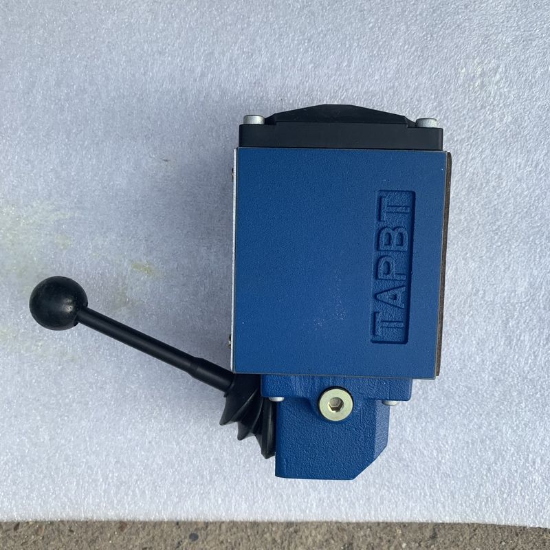 रेक्सरोथ कंक्रीट पंप मैनुअल रिवर्सिंग वाल्व 4WMM10H10 / F