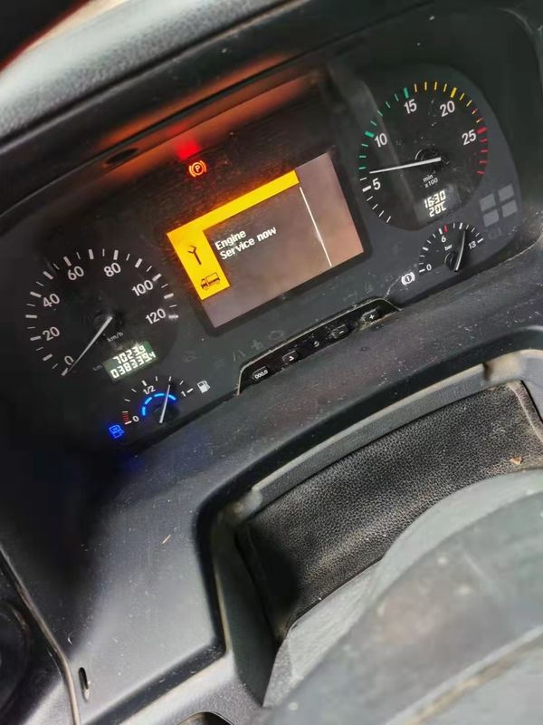 प्रयुक्त कंक्रीट बूम पंप ट्रक 37m 42m 45m 47m 49m