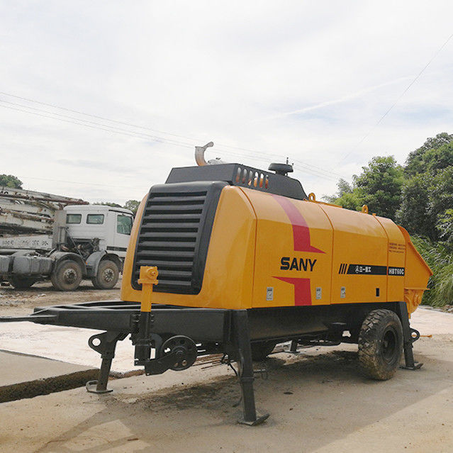 115KW प्रयुक्त स्थिर कावासाकी हाइड्रोलिक कंक्रीट ट्रेलर पंप