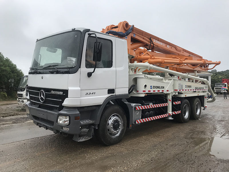 सक्रिय बूम कंपन नियंत्रण कंक्रीट पम्पिंग ट्रक ISO9001 33m