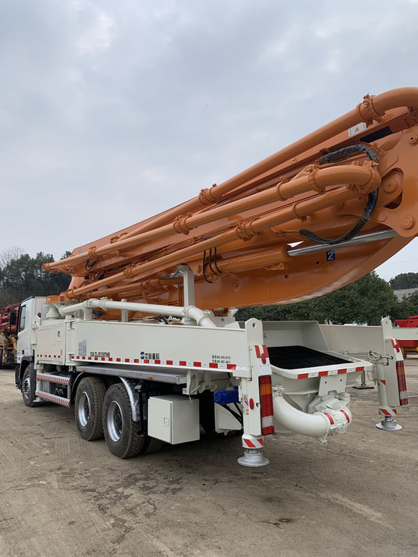 49M 3Axle प्रयुक्त सीमेंट पंप ट्रक मशीनरी कंक्रीट उपकरण